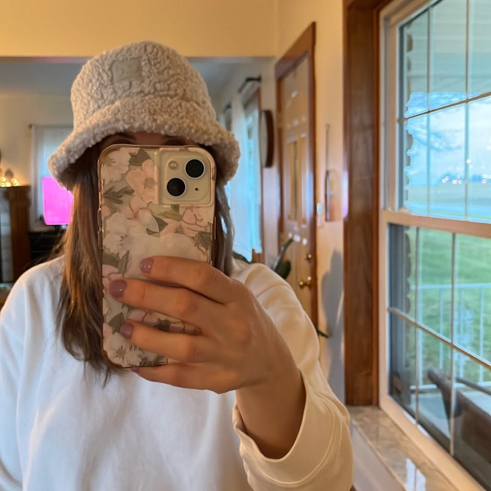 Sherpa bucket hat